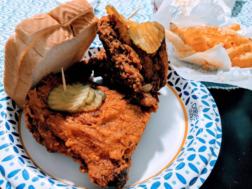 Princes Hot Chicken Shack | meal takeaway | 123 Ewing Dr #3, Nashville, TN 37207, USA | 6152269442 OR +1 615-226-9442
