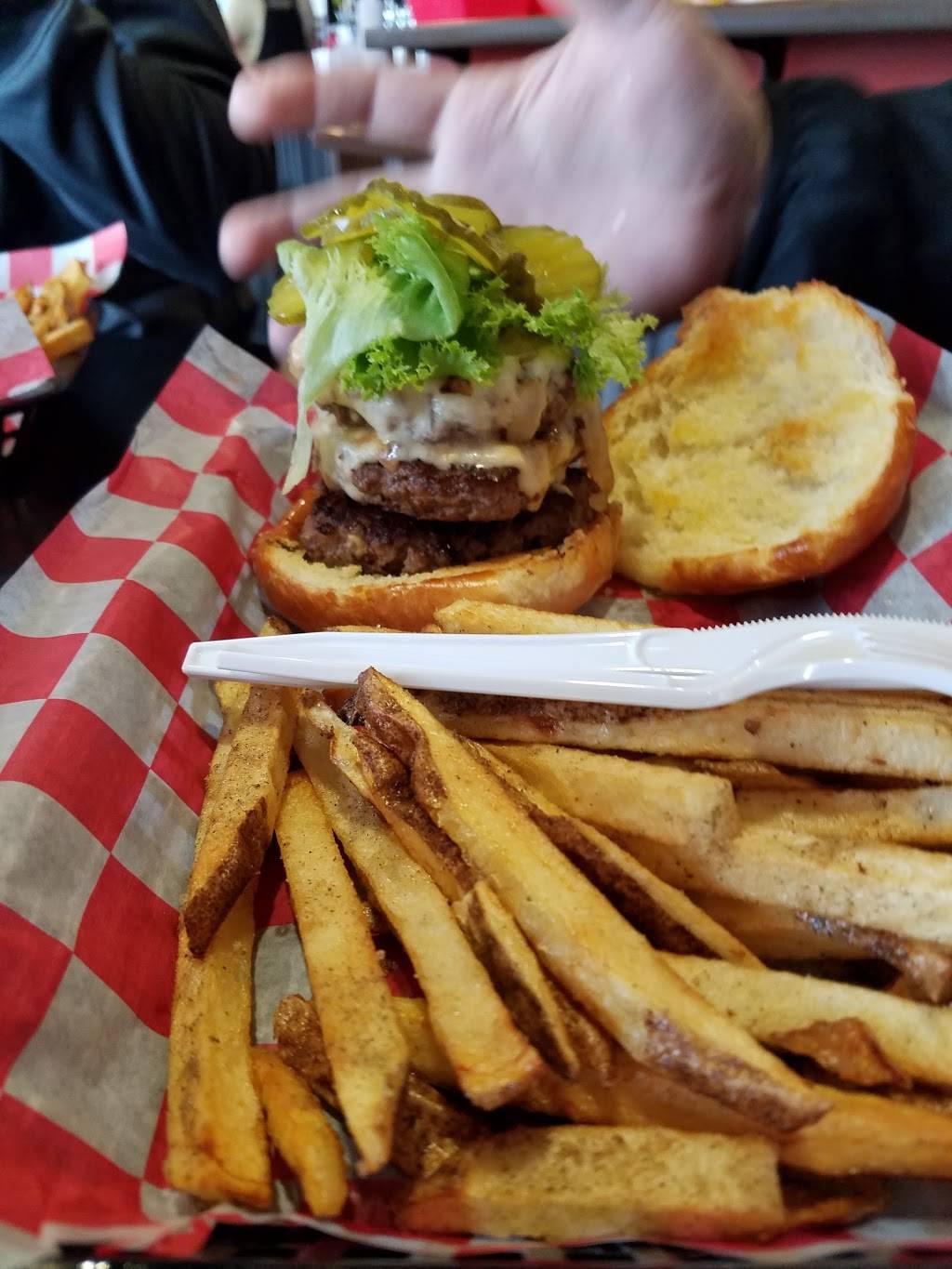 Brews Brothers Pub | restaurant | 4107 Barbican Ave #250, Weston, WI 54476, USA | 7152982231 OR +1 715-298-2231