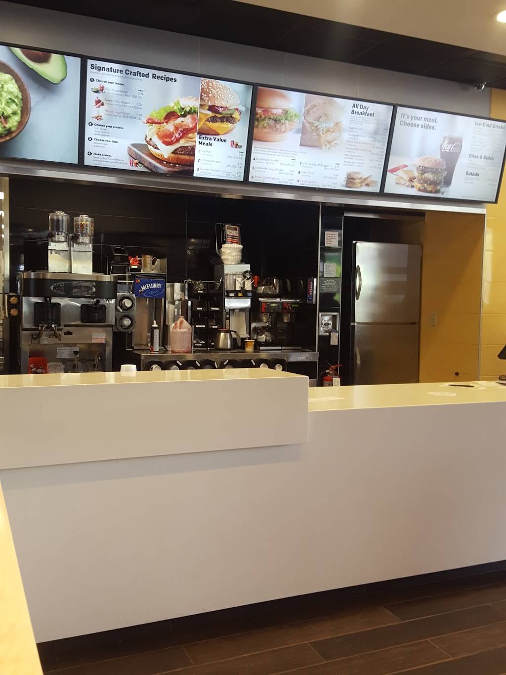McDonalds | cafe | 16 Lester Square, Sophia, WV 25921, USA | 3046834482 OR +1 304-683-4482