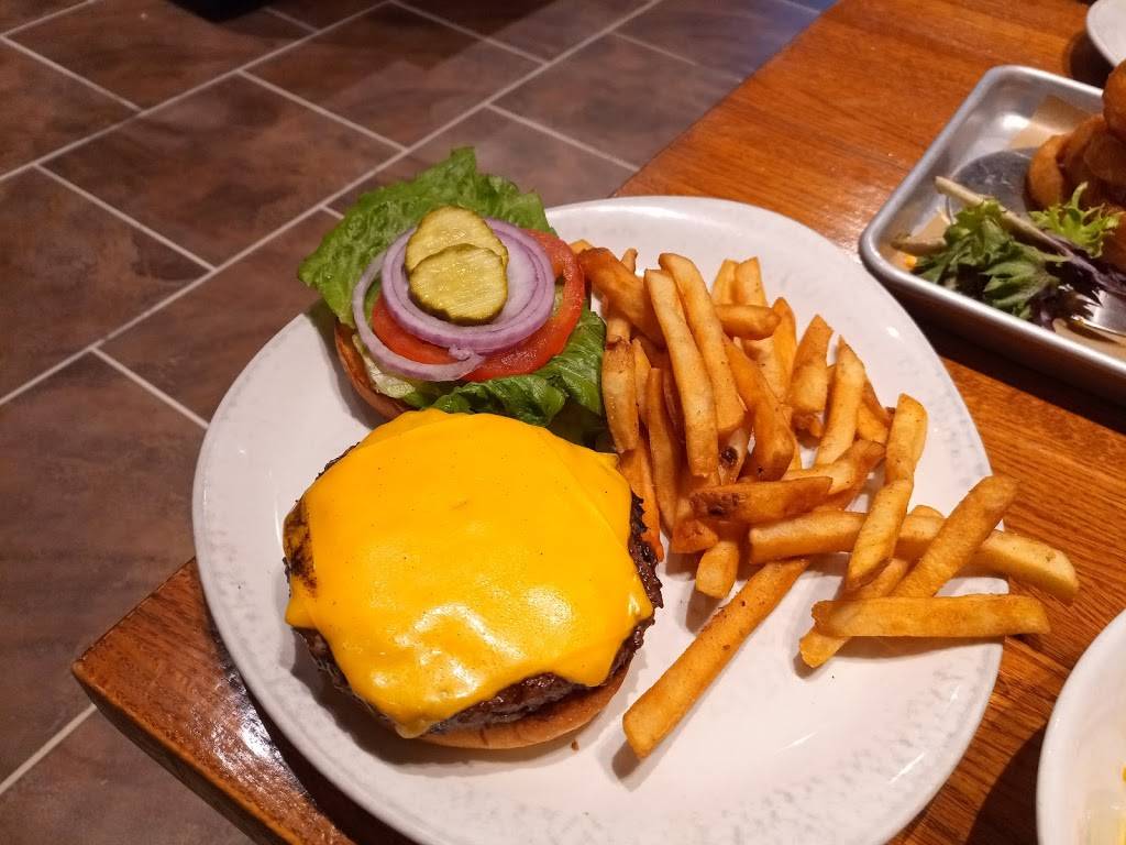 Granite City Food & Brewery | restaurant | 8461 NW Prairie View Rd, Kansas City, MO 64153, USA | 8165873838 OR +1 816-587-3838