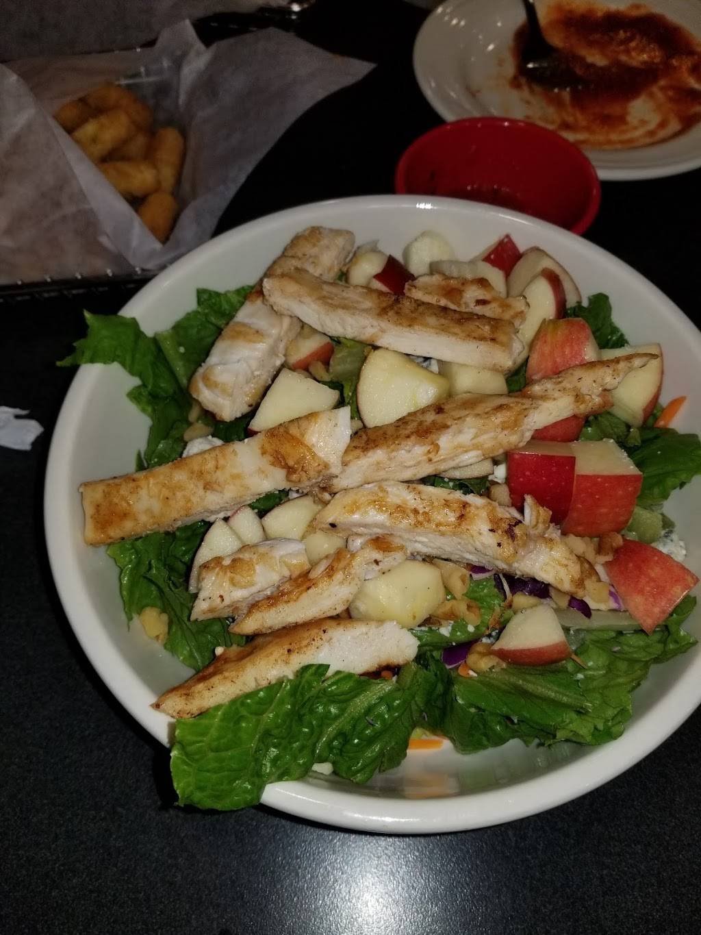 Friendlys | restaurant | 841 Dalton Ave, Pittsfield, MA 01201, USA | 4134430282 OR +1 413-443-0282