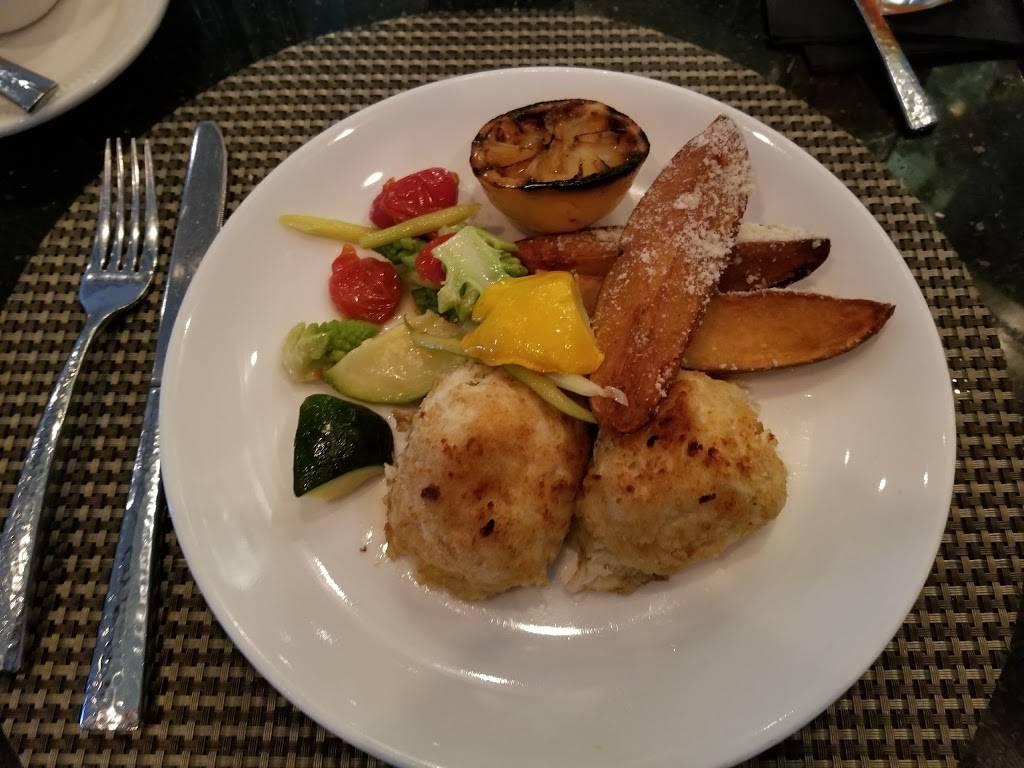 The Greenfield Restaurant & Bar | restaurant | 595 Greenfield Rd, Lancaster, PA 17601, USA | 7173930668 OR +1 717-393-0668