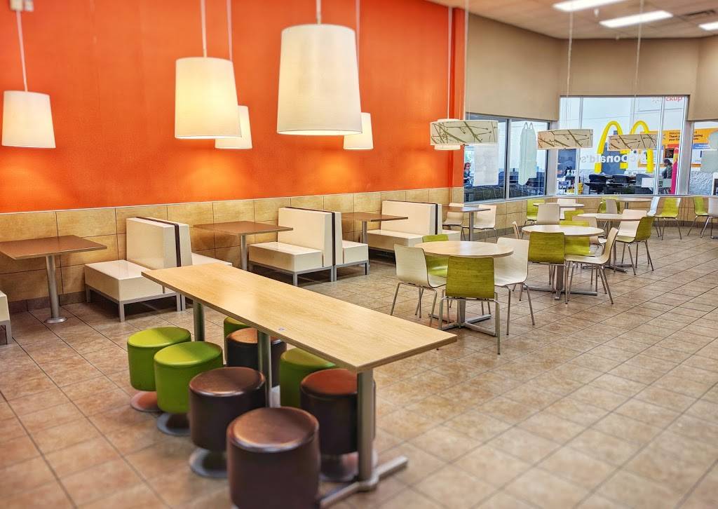 McDonalds | cafe | 1601 W, TX-114, Grapevine, TX 76051, USA | 8174212797 OR +1 817-421-2797