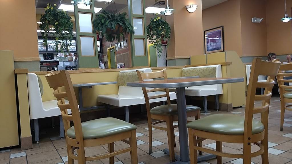 Arbys | restaurant | 7035 N Durango Dr, Las Vegas, NV 89149, USA | 7024357316 OR +1 702-435-7316