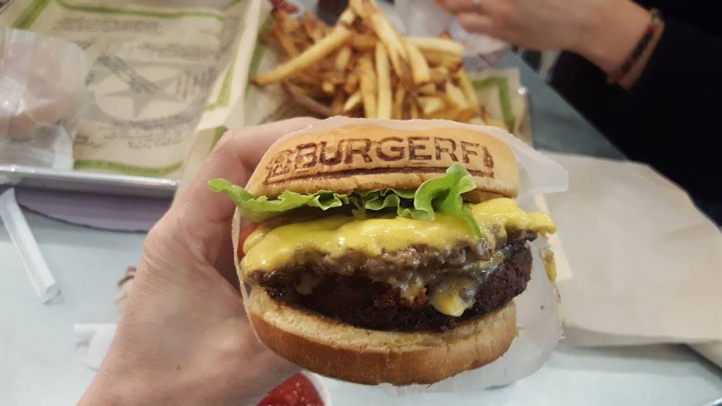 BurgerFi | restaurant | 339 S College St, Auburn, AL 36830, USA | 3345215030 OR +1 334-521-5030