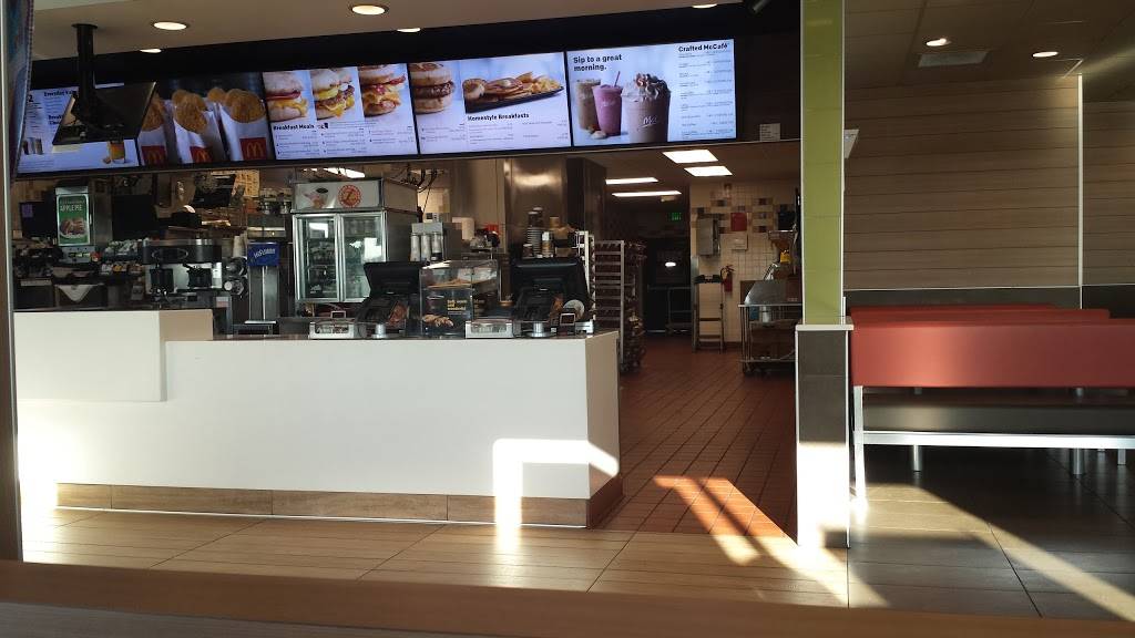McDonalds | cafe | 3375 Sunrise Way, Corning, CA 96021, USA | 5308242671 OR +1 530-824-2671