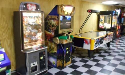 Super Bowling Lanes and Sports Bar | cafe | 4416 Pinson Valley Pkwy, Birmingham, AL 35215, USA | 2058549159 OR +1 205-854-9159