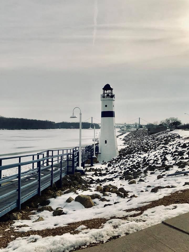 Riverview Park | restaurant | 303 Riverview Dr, Clinton, IA 52732, USA | 5632431260 OR +1 563-243-1260