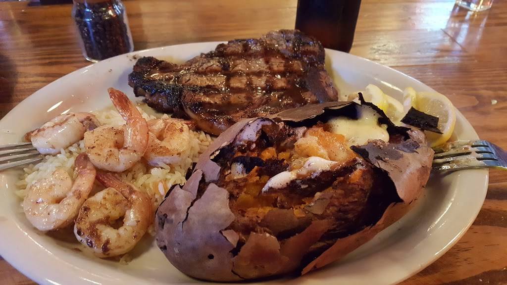 Coltons Steak House & Grill | restaurant | 4700 W Locust St, Rogers, AR 72756, USA | 4796363336 OR +1 479-636-3336