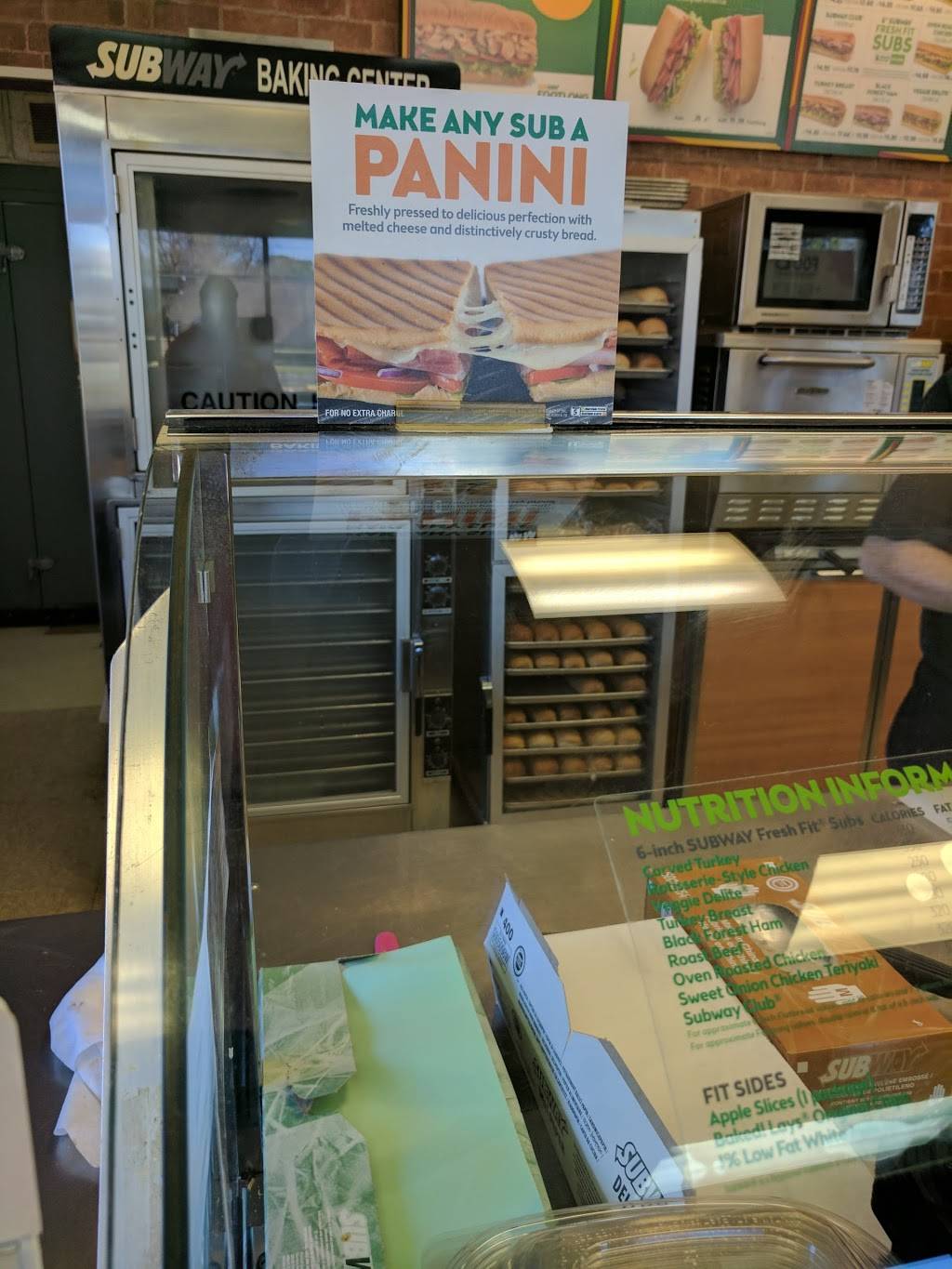 Subway | restaurant | 6363 Hearne Ave, Shreveport, LA 71108, USA | 3186314791 OR +1 318-631-4791