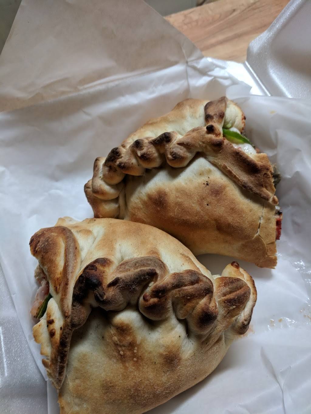 Upper Crust Pizza | restaurant | 2727 Churn Creek Rd, Redding, CA 96002, USA | 5302218525 OR +1 530-221-8525