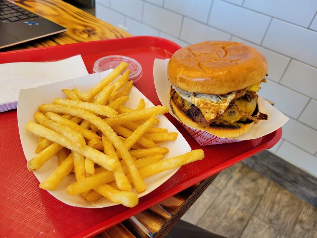 914 Burger House | restaurant | 2475 Central Park Ave, Yonkers, NY 10710, USA | 9149204424 OR +1 914-920-4424