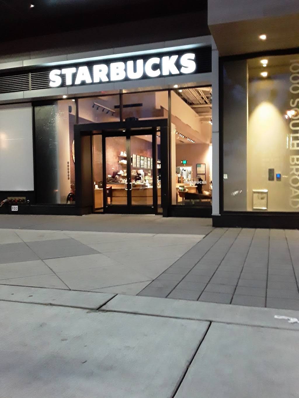 Starbucks | cafe | 1002 S Broad St, Philadelphia, PA 19146, USA | 2155451420 OR +1 215-545-1420