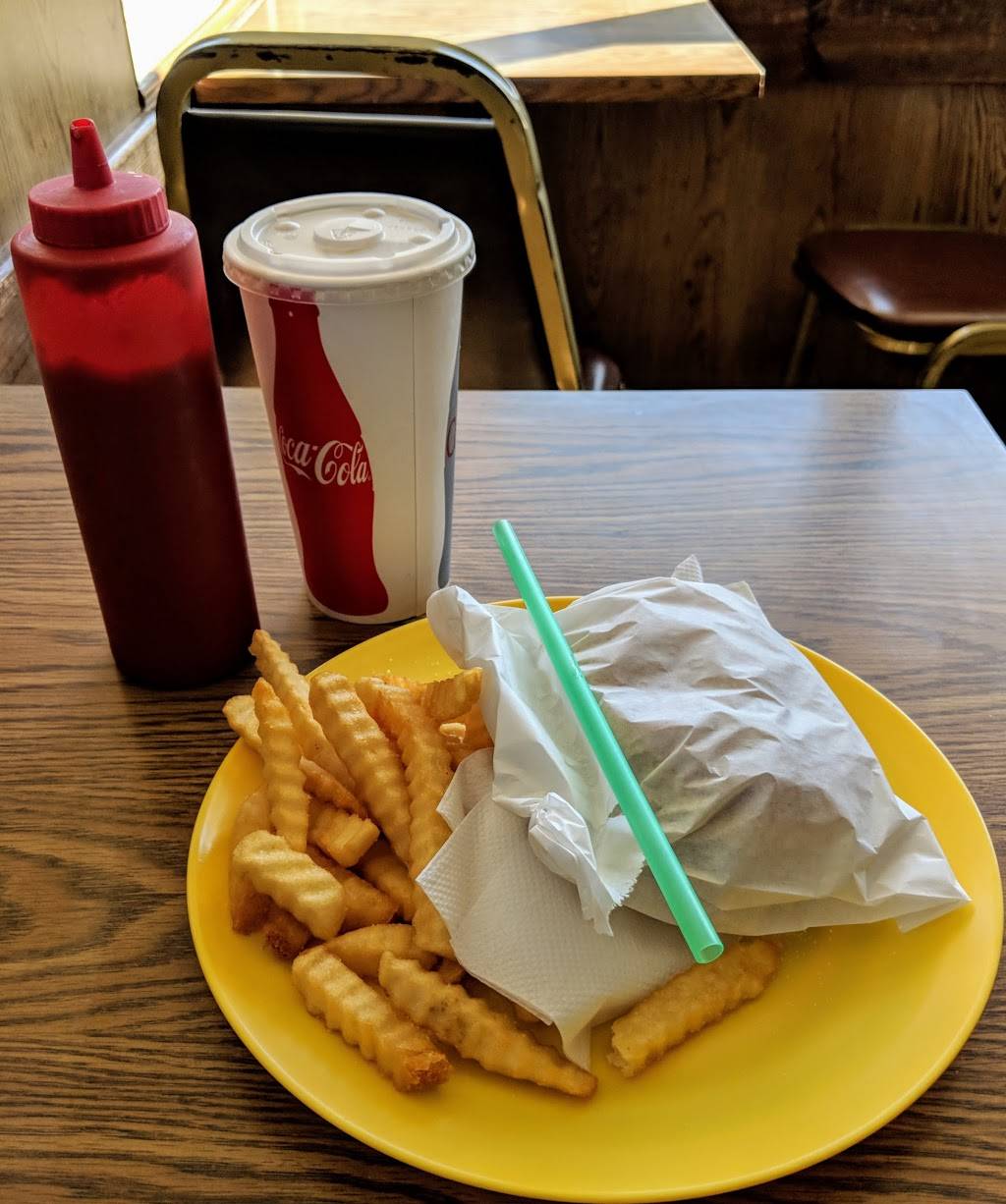 Dari Delite Drive-In | restaurant | 17735 Monterey Rd, Morgan Hill, CA 95037, USA | 4087795381 OR +1 408-779-5381