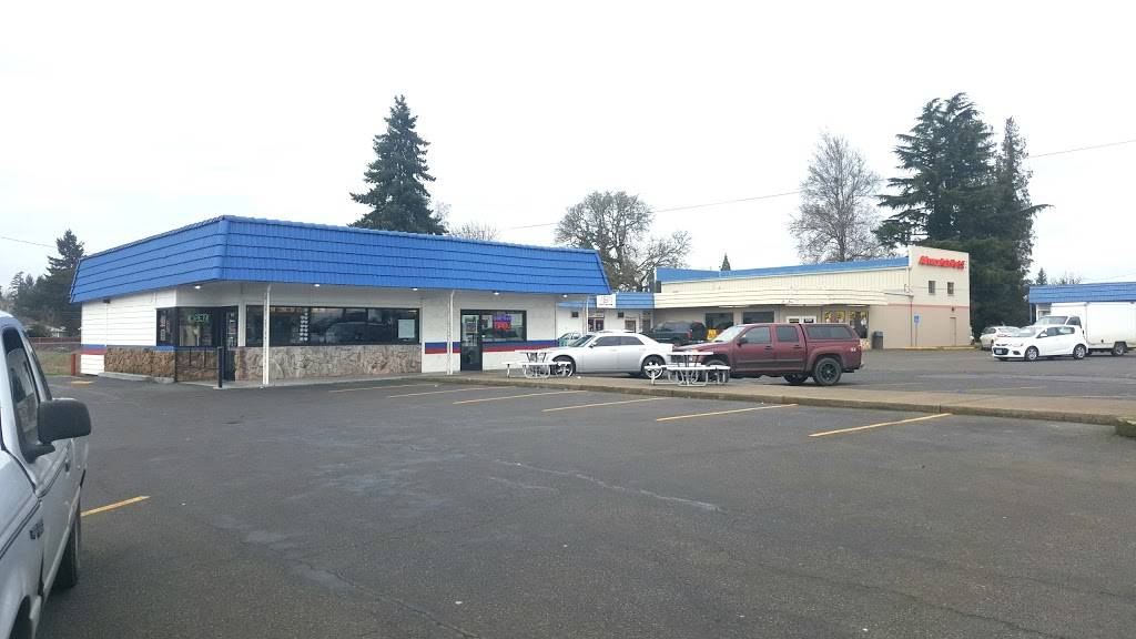 Arctic Circle | meal takeaway | 315 N Pacific Hwy, Woodburn, OR 97071, USA | 5039822486 OR +1 503-982-2486