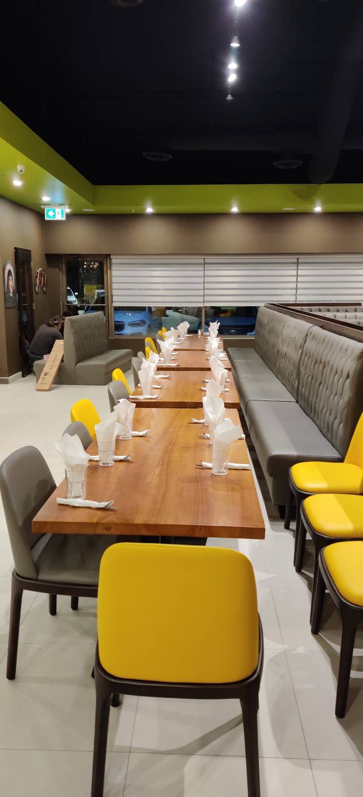 Karahi Point | restaurant | 6905 Millcreek Dr, Mississauga, ON L5N 6A3, Canada | 9055428778 OR +1 905-542-8778