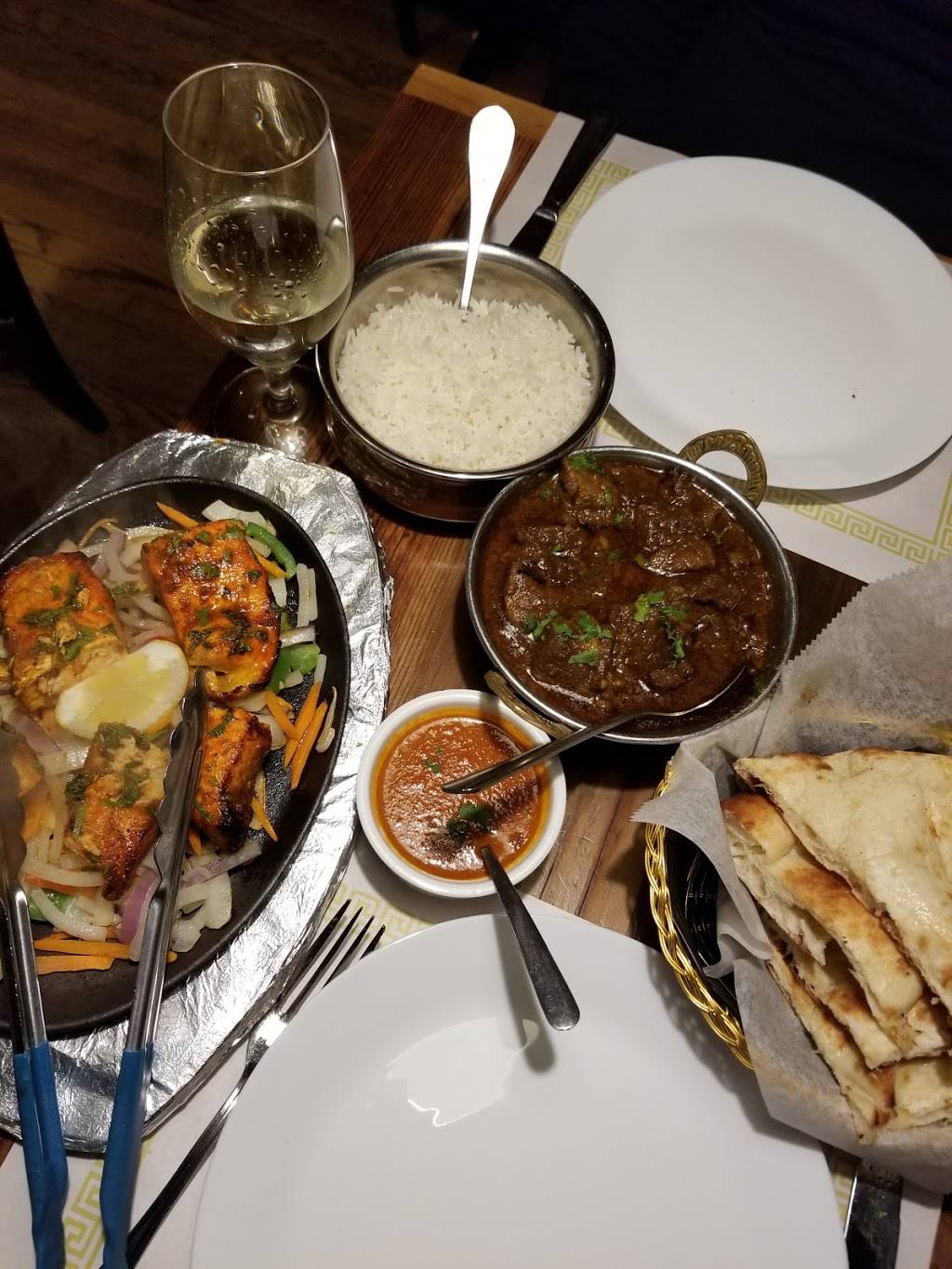 Himalayan Spice | restaurant | 2823 ODonnell St, Baltimore, MD 21224, USA | 4105227678 OR +1 410-522-7678