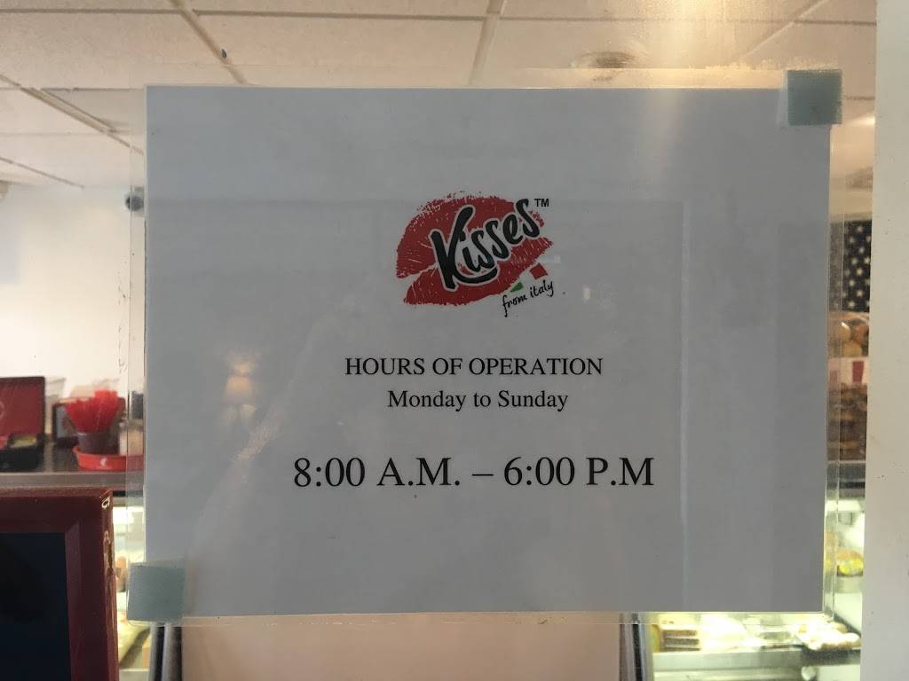 Kisses From Italy | cafe | 615 N Ocean Blvd, Pompano Beach, FL 33062, USA | 7542056727 OR +1 754-205-6727