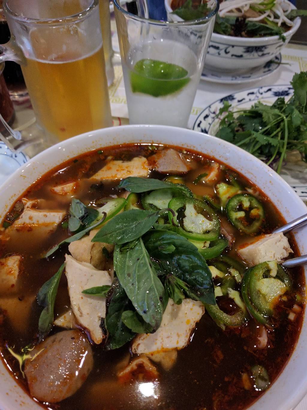 Miss Saigon | Vietnamese Restaurant | restaurant | 3345 Grand Ave, Oakland, CA 94610, USA | 5105701728 OR +1 510-570-1728