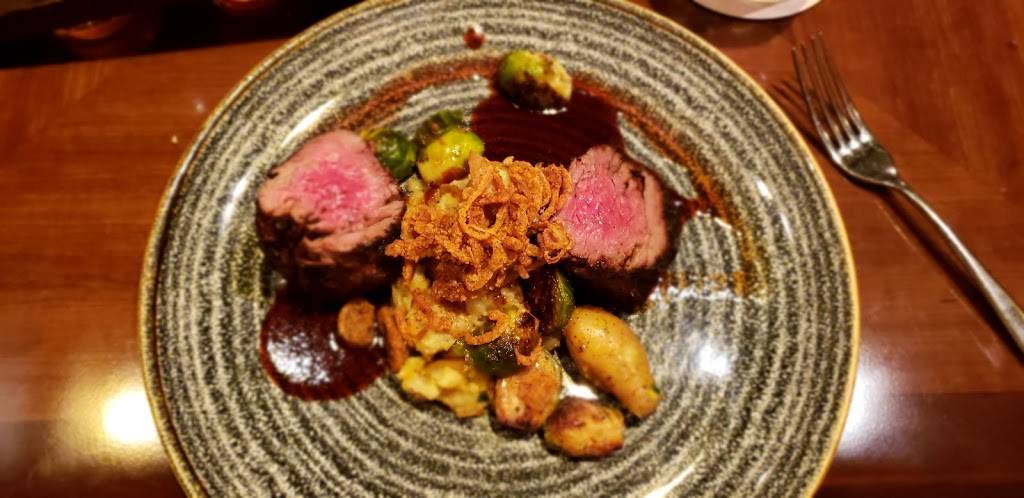 Tiffins Restaurant | restaurant | 2901 Osceola Pkwy Discovery Island, Orlando, FL 32830, USA | 4079391947 OR +1 407-939-1947