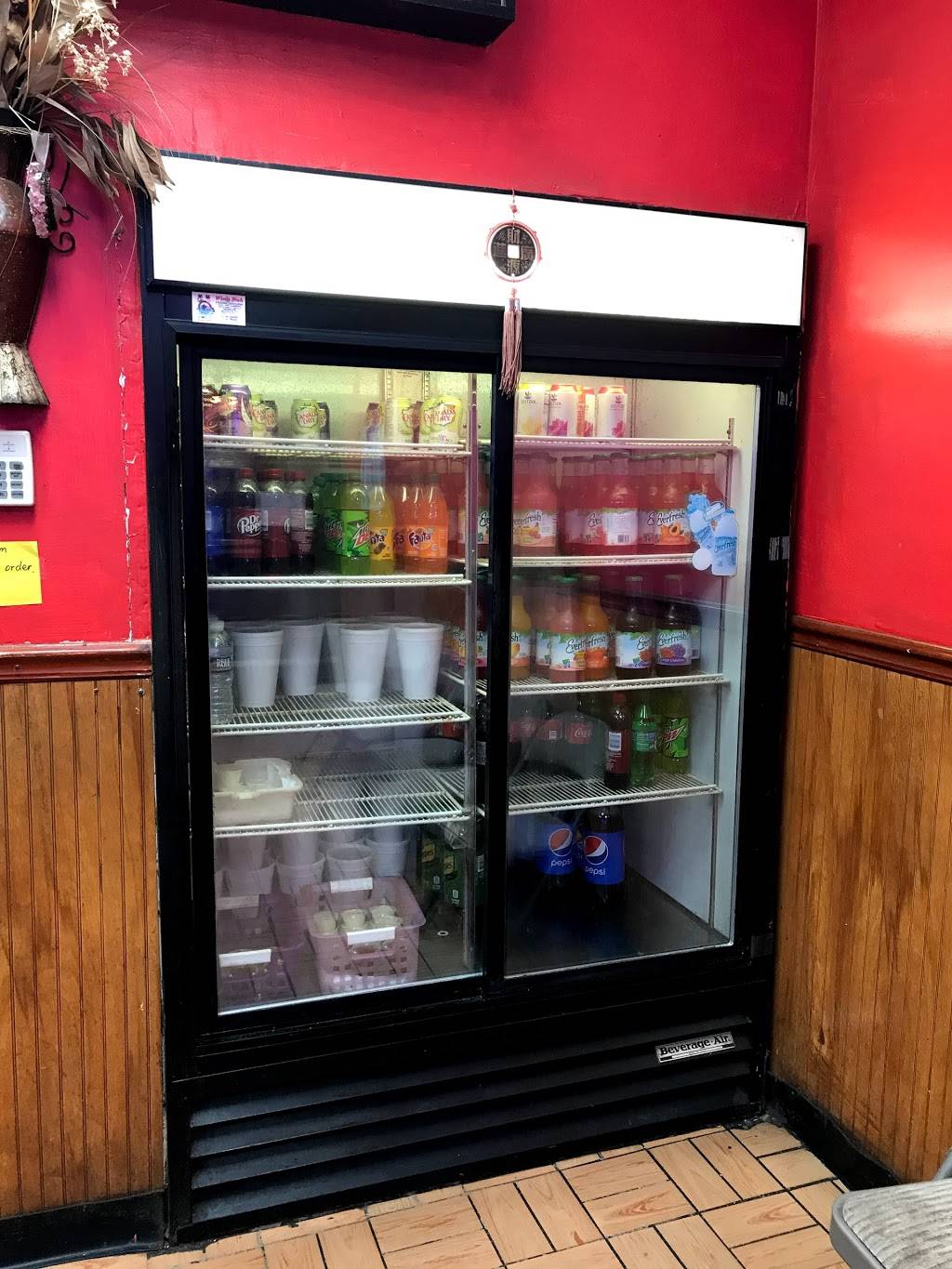 Wing Wah | meal takeaway | 41 Randolph Rd, Silver Spring, MD 20904, USA | 3019890100 OR +1 301-989-0100