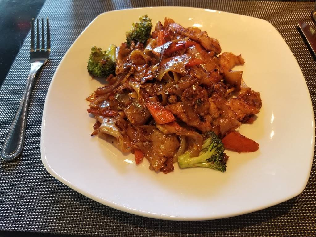 Moon River Thai Bistro | restaurant | 9211-1 N Tryon St, Charlotte, NC 28262, USA | 9802367495 OR +1 980-236-7495