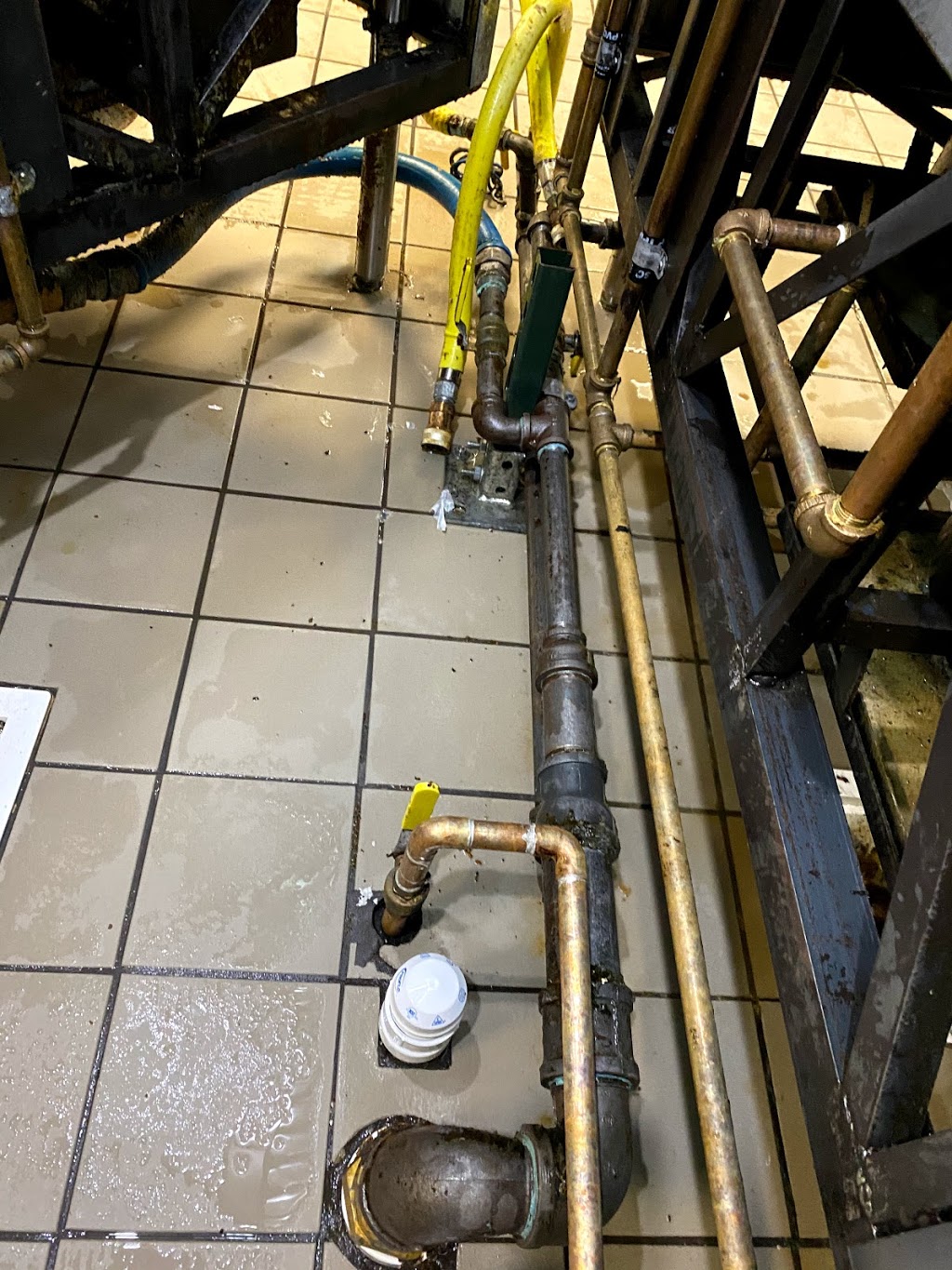 A2 Exhaust Hood Service | restaurant | 1319 Red Leaf Ln, Ypsilanti, MI 48198, USA | 7346358801 OR +1 734-635-8801