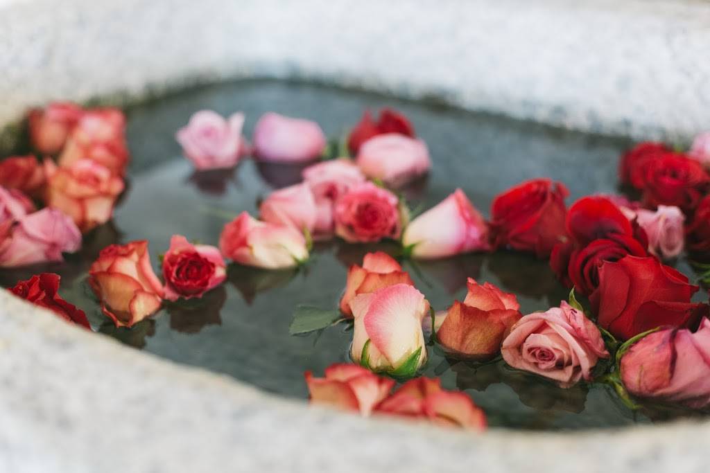 Alpenrose Vail | restaurant | 100 E Meadow Dr STE 25, Vail, CO 81657, USA | 9704768899 OR +1 970-476-8899