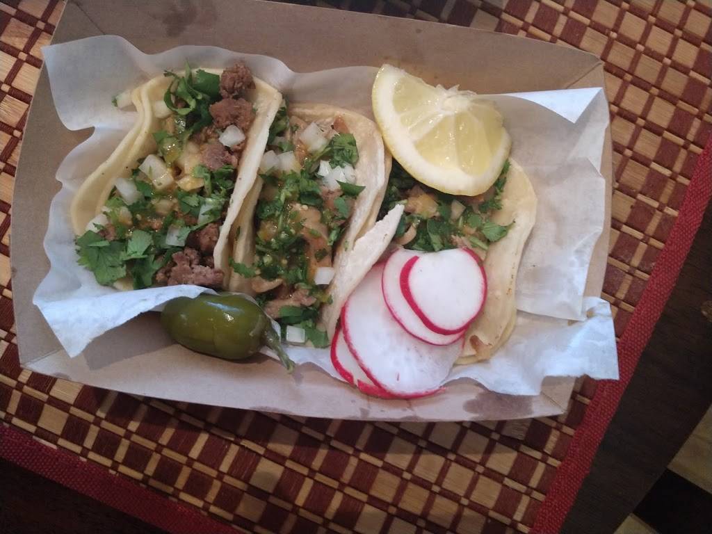 Danny Tacos | restaurant | 1400 Yosemite Pkwy, Merced, CA 95341, USA | 2092332807 OR +1 209-233-2807