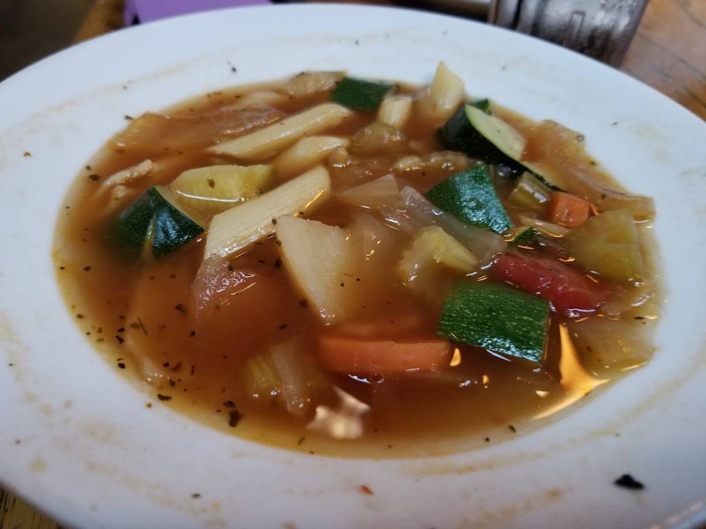 Dominicks Italian Restaurant | meal delivery | 477 N Oxnard Blvd, Oxnard, CA 93030, USA | 8054837933 OR +1 805-483-7933