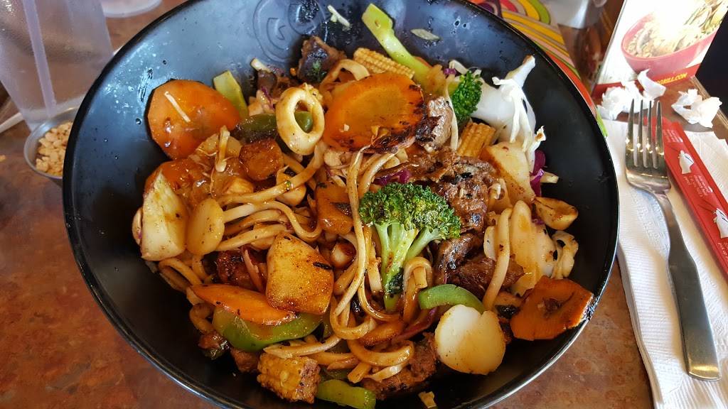 Genghis Grill | restaurant | 4000 5 Points Blvd #189, Arlington, TX 76018, USA | 8174657847 OR +1 817-465-7847
