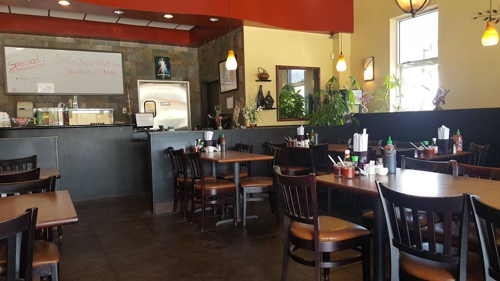 Pho Vy | restaurant | 9607 Broadway St, Pearland, TX 77584, USA | 7133403200 OR +1 713-340-3200