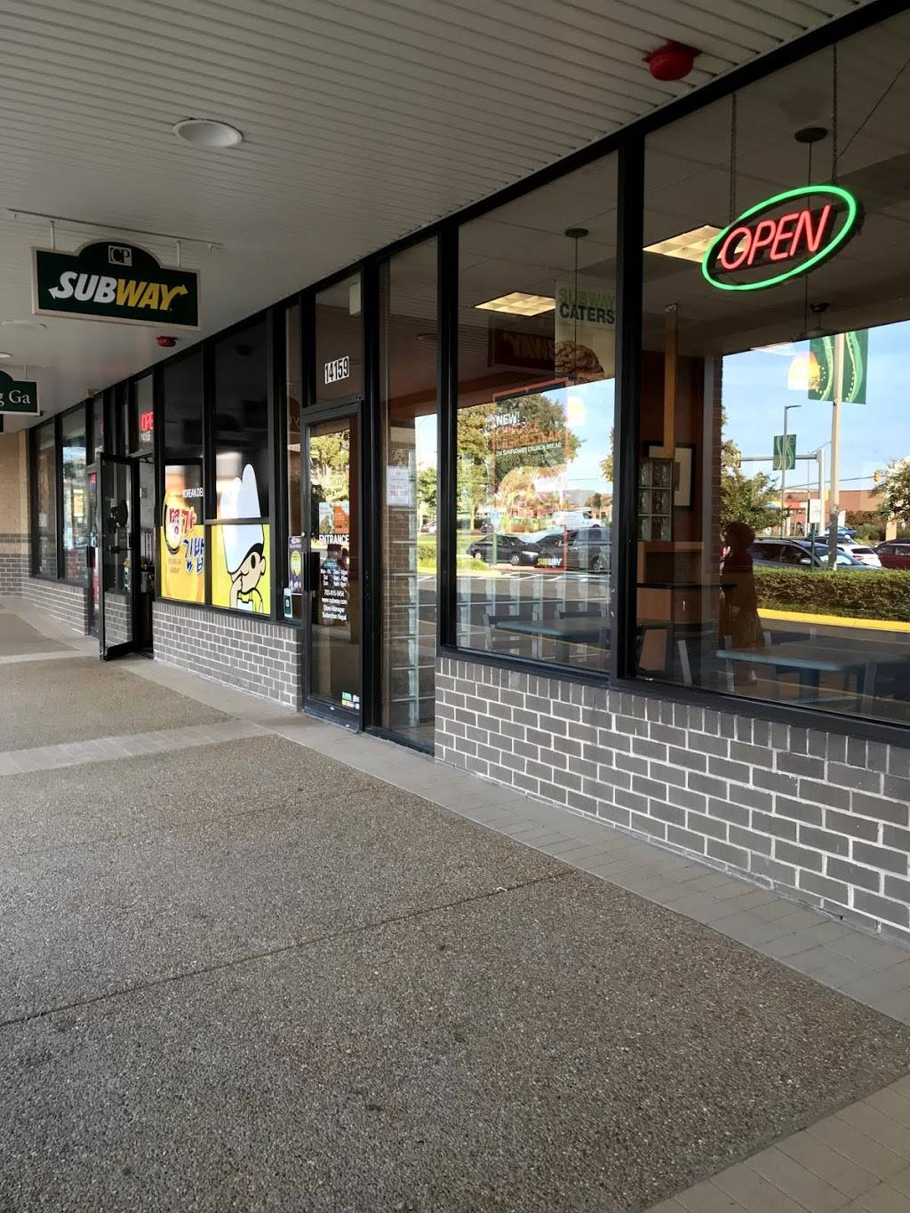 Subway | restaurant | 1500 W Main St, Waynesboro, VA 22980, USA | 5409438020 OR +1 540-943-8020