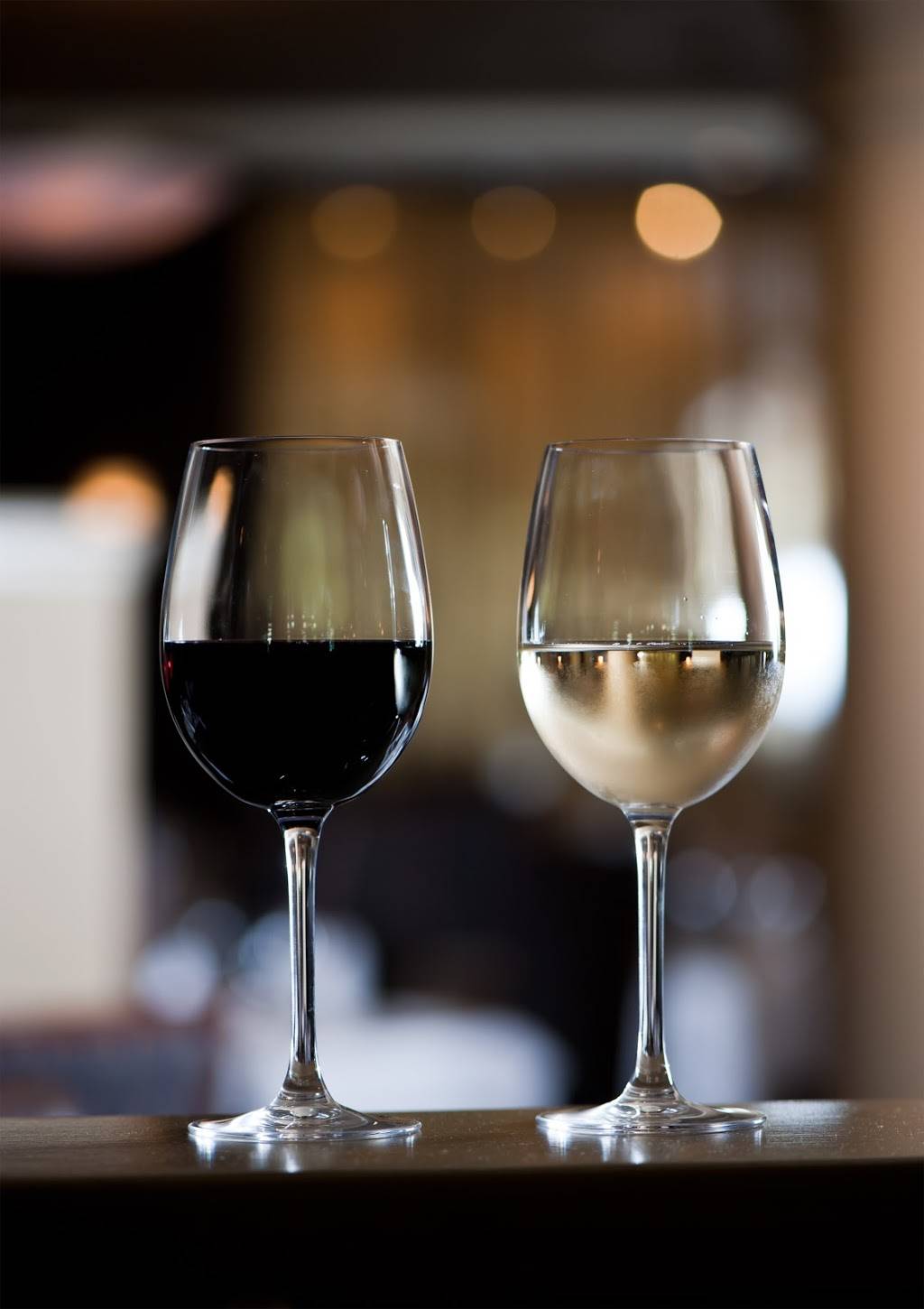 Davio’s Northern Italian Steakhouse | restaurant | 3500 Peachtree Rd, Atlanta, GA 30326, USA | 4048444810 OR +1 404-844-4810