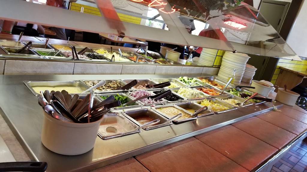 Hungry Howies Pizza | meal delivery | 208 N Alexander St, Plant City, FL 33563, USA | 8137526113 OR +1 813-752-6113