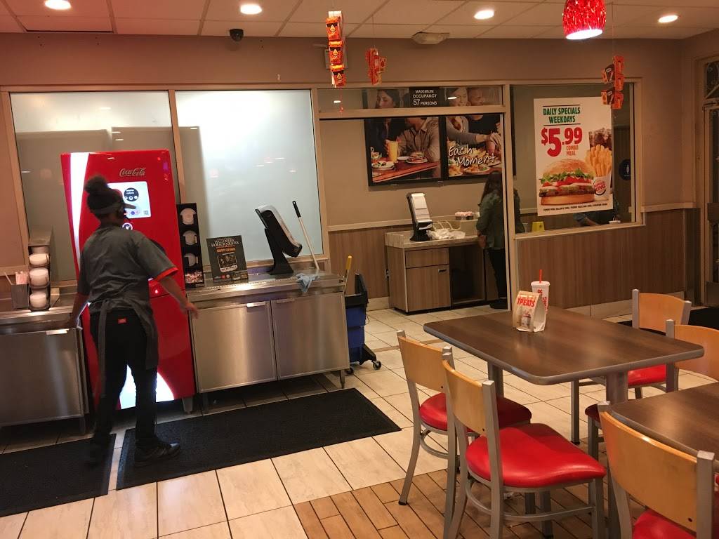 Burger King | restaurant | 622 S Fair Oaks Ave, Pasadena, CA 91105, USA | 6264059166 OR +1 626-405-9166