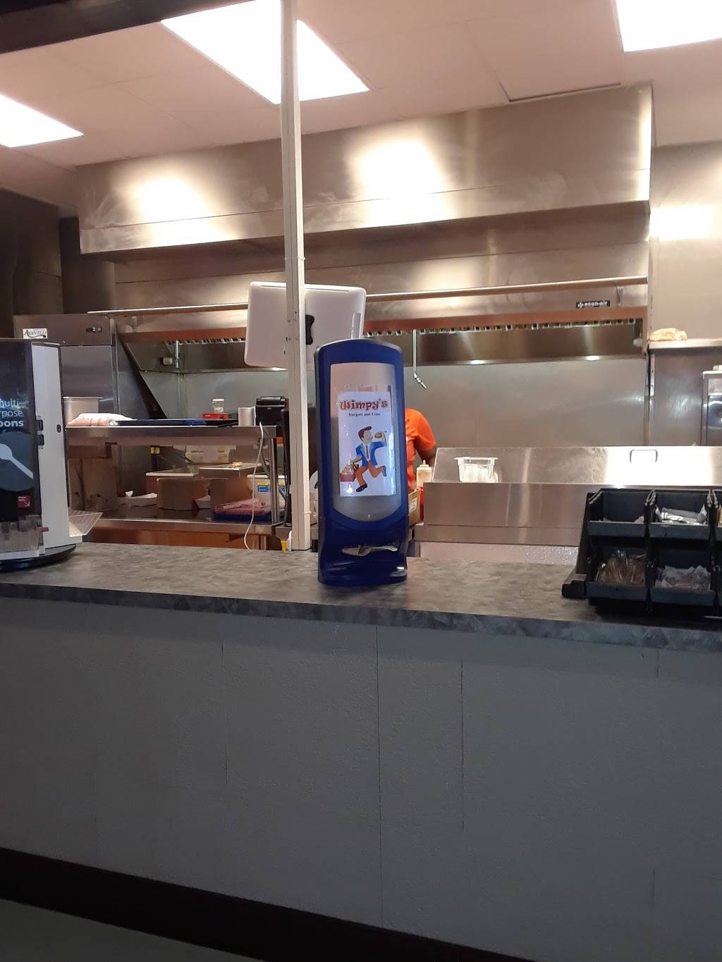 Wimpys Burgers and Fries | restaurant | 150 N Avalon St, Memphis, TN 38104, USA | 9012492725 OR +1 901-249-2725