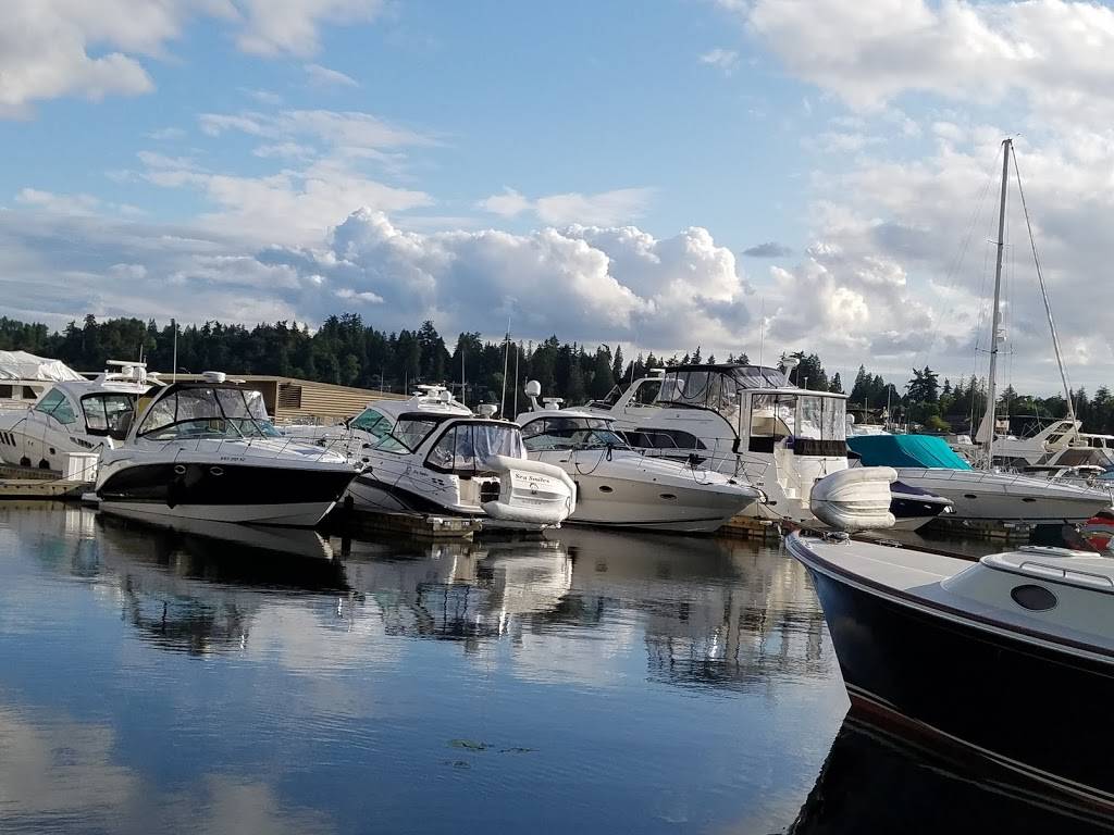 Le Grand Bistro Americain | restaurant | 2220 Carillon Point, Kirkland, WA 98033, USA | 4258287778 OR +1 425-828-7778