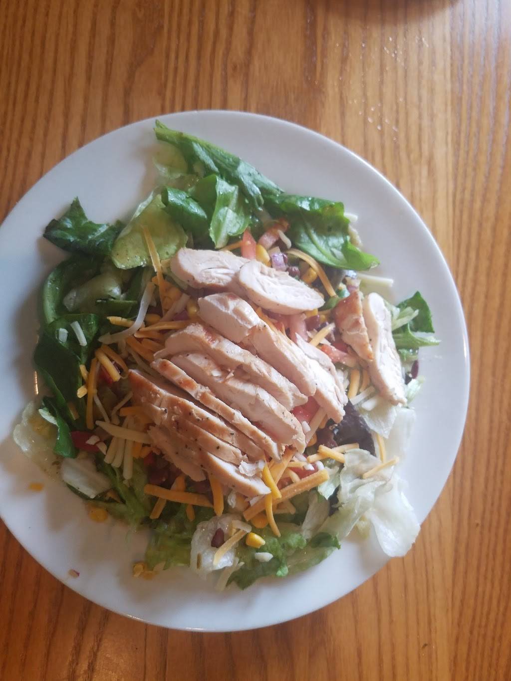 Chilis Grill & Bar | restaurant | 3625 Pilot Knob Rd, Eagan, MN 55122, USA | 6516865152 OR +1 651-686-5152