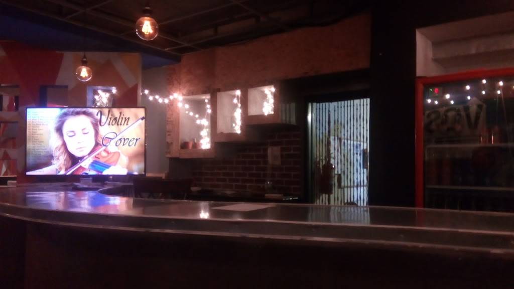 VOSTOK PIZZA | restaurant | René Ortiz C. 24, Centro Playas, 22710 Rosarito, B.C., Mexico | 016611236664 OR +52 661 123 6664