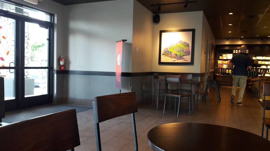 Starbucks | cafe | 500 Natoma Station Dr, Folsom, CA 95630, USA | 9169852683 OR +1 916-985-2683