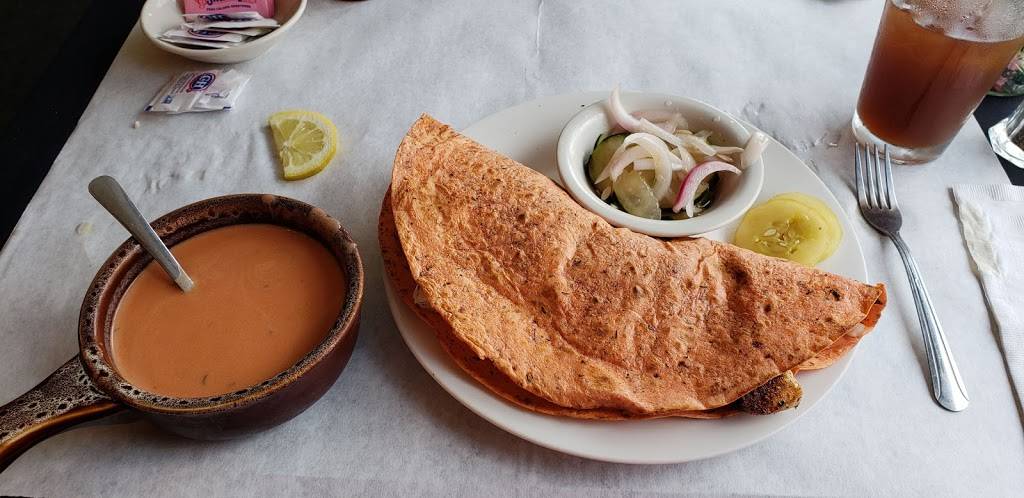 Edes Angry Pickle | meal takeaway | 213 W Water St, Decorah, IA 52101, USA | 5633829600 OR +1 563-382-9600