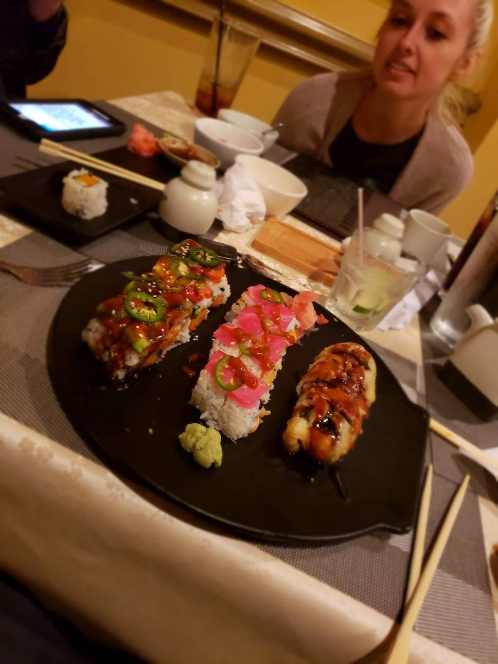 Hibachi Japanese Steakhouse | restaurant | 839 4th Ave, Huntington, WV 25701, USA | 3046970920 OR +1 304-697-0920