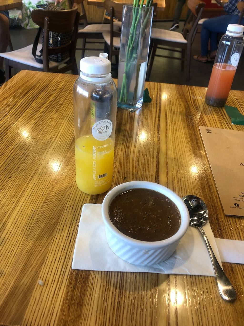 Apple A Day Natural Food Market | meal delivery | 1534 Alton Rd, Miami Beach, FL 33139, USA | 3055384569 OR +1 305-538-4569