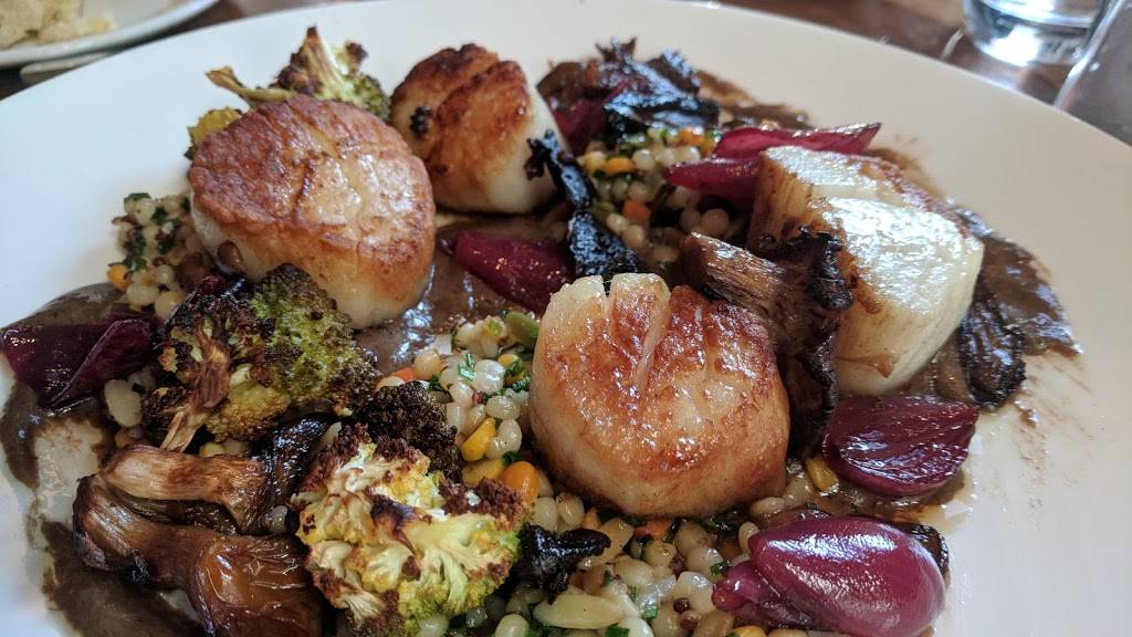 Max Downtown | restaurant | 185 Asylum St, Hartford, CT 06103, USA | 8605222530 OR +1 860-522-2530