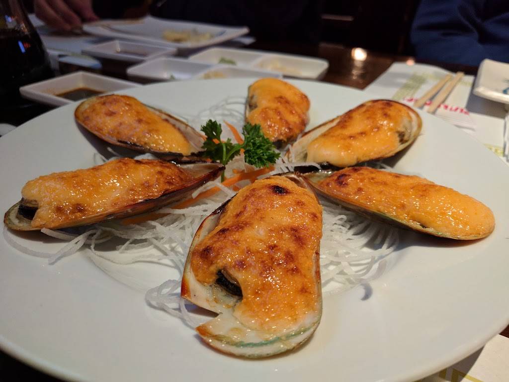 Crazy Rockn Sushi | restaurant | 1546 W Redondo Beach Blvd, Gardena, CA 90247, USA | 3103237655 OR +1 310-323-7655