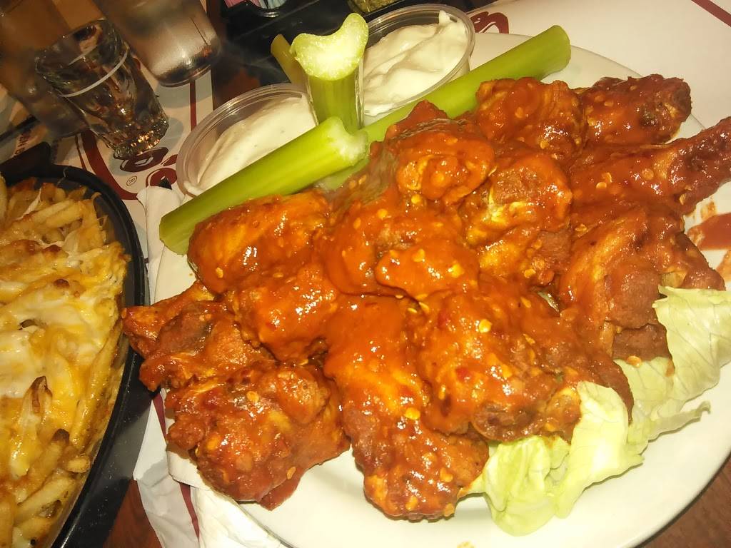 Tedinos Pizzeria & Restaurant | restaurant | 5335 N Sheridan Rd, Chicago, IL 60640, USA | 7732758100 OR +1 773-275-8100