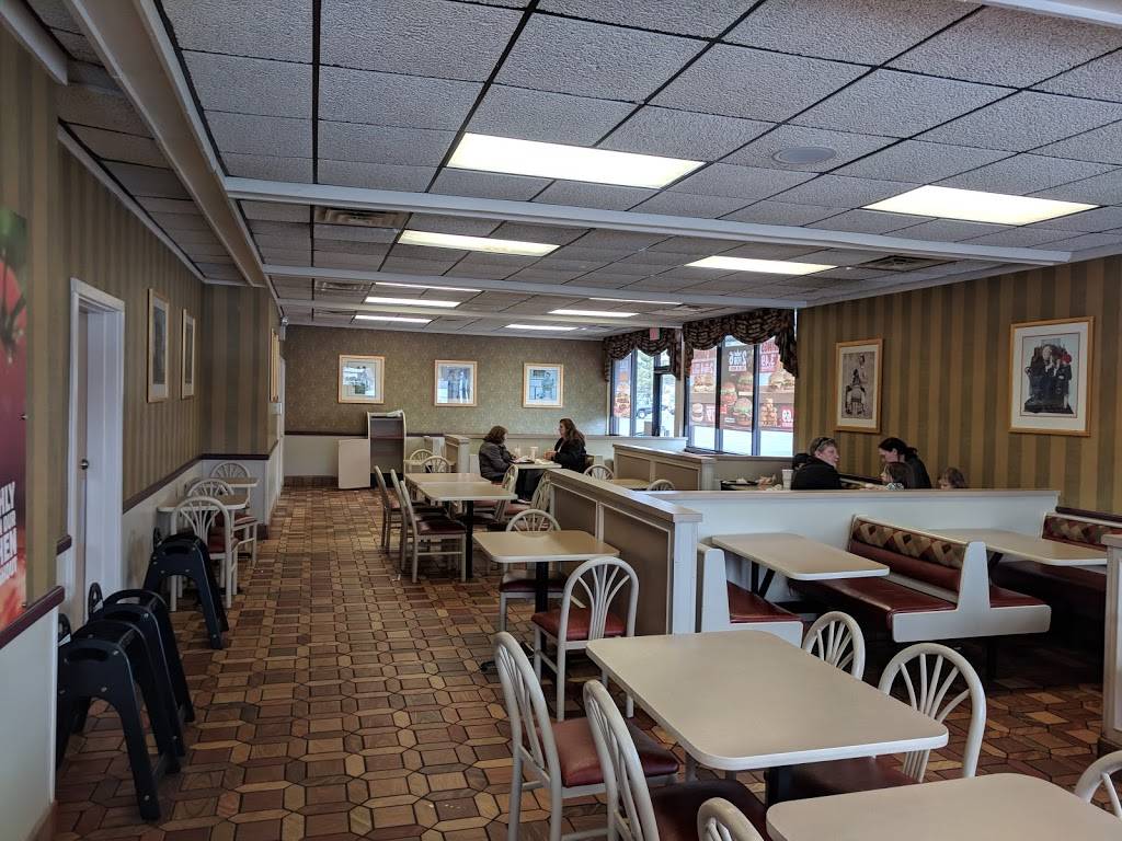 Burger King | restaurant | 374 Main St, Sturbridge, MA 01566, USA | 5083479440 OR +1 508-347-9440