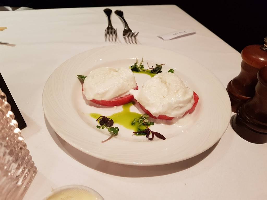 The Palm - Tribeca | restaurant | 206 West St Suite 225-226, New York, NY 10013, USA | 6463956393 OR +1 646-395-6393