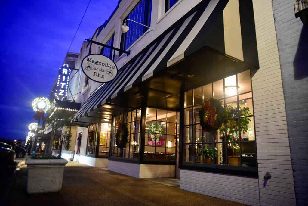 Magnolias @ the Ritz | restaurant | 621 Commerce St, West Point, MS 39773, USA | 6625244865 OR +1 662-524-4865